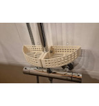 Dušo krepšelis šampūnui ir prausikliui ant stovo