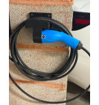 Type 2 elektromobilio įkrovimo laikiklis su kabelio laikikliu