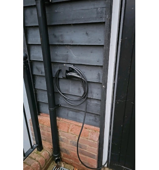 Type 2 elektromobilio įkrovimo laikiklis su kabelio laikikliu