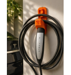 Tesla Type 2 įkrovimo laido laikiklis su kištuko lizdu