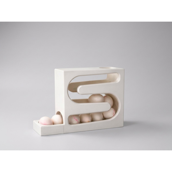 Kiki egg holder