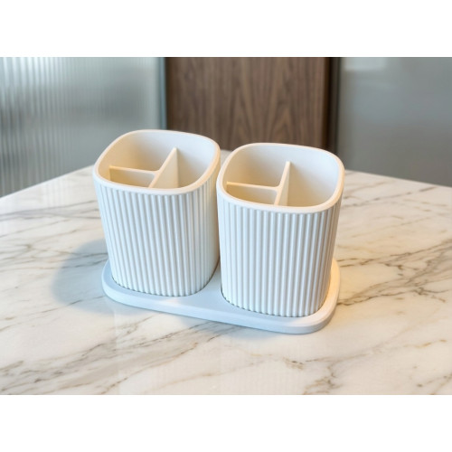 Bathroom organizer