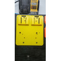 Dewalt baterijų įkrovimo stotelė
