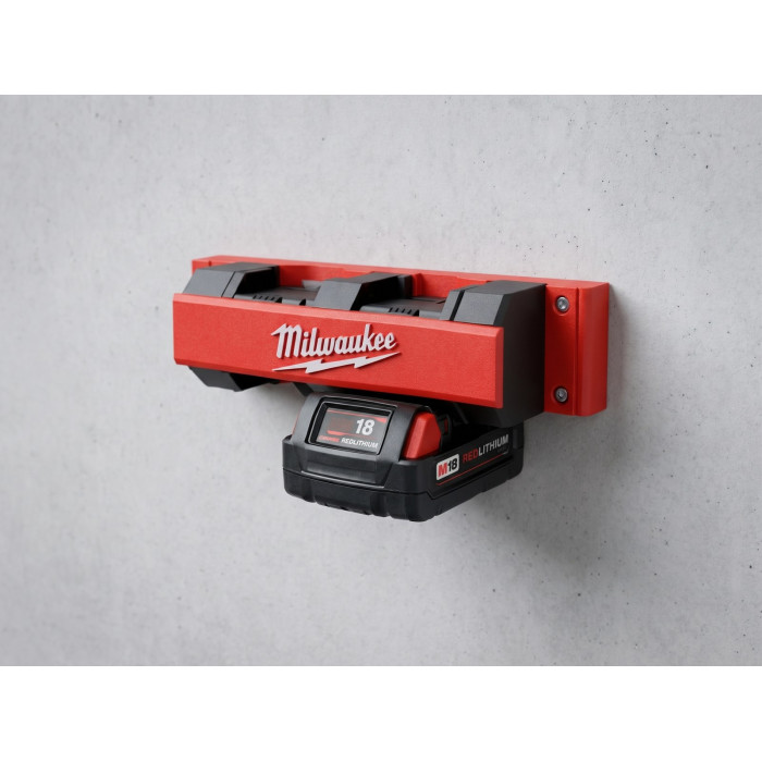 Milwaukee M18 4-slot baterijų laikiklis