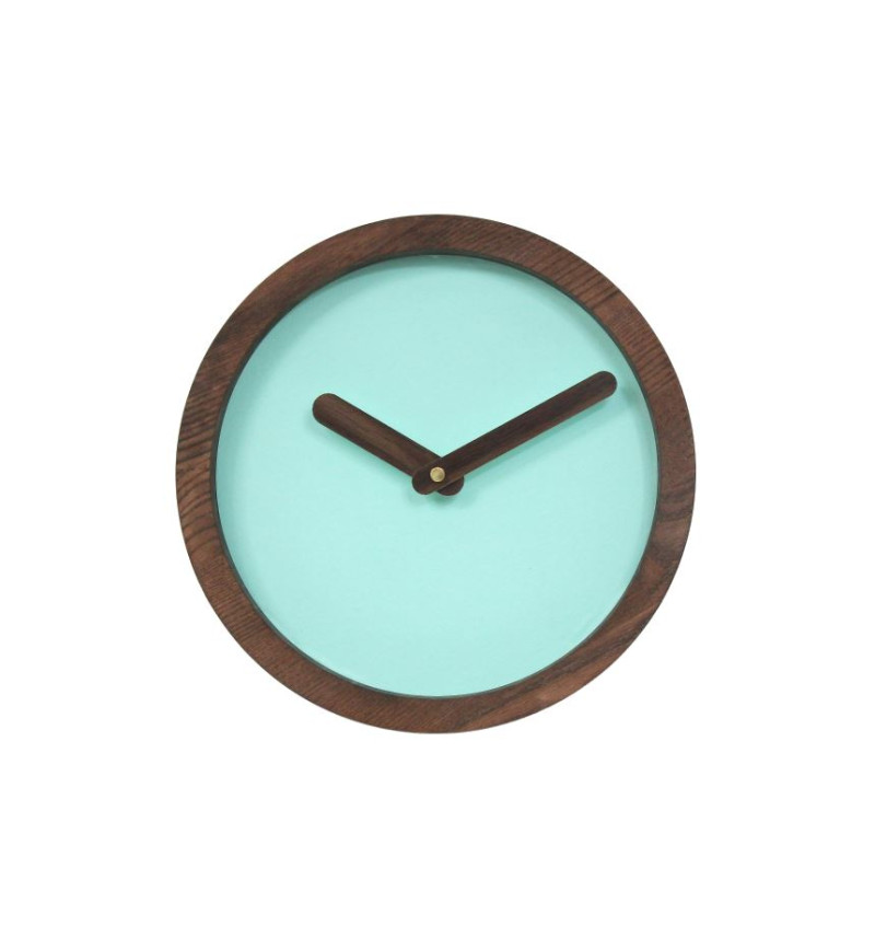 Mėtinės spalvos apvalus sieninis laikrodis su dirbtine oda