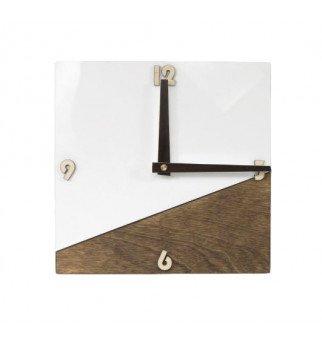 Kvadrato formos medinis sieninis laikrodis "Harmonija"