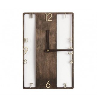 Medinis sieninis laikrodis