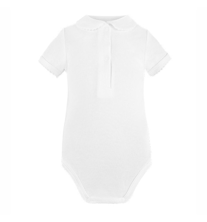 Baltas smėlinukas trupomis rankovėmis