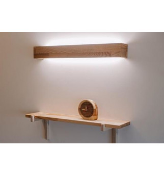 Mažas modernus medinis sieninis šviestuvas